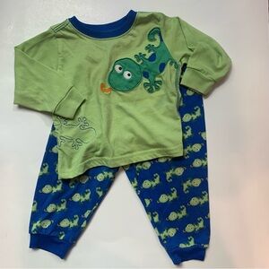 Carter’s 2pc. Set Lizard Pajamas Blue and Green Boy or Girl Size 18 Months